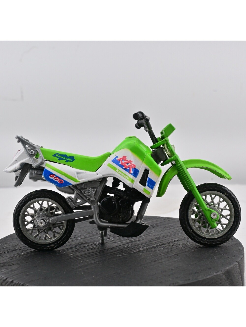 KAWASAKI KLR 650 RIDGE RIDER DIECAST METAL MODEL ZEE MOTORCYCLE